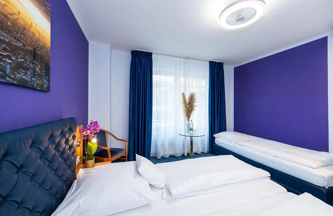 Hotel Hanseport Hamburg-1