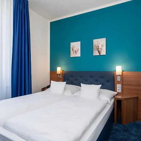 Hotel Hanseport Hamburg-3